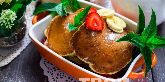 банановые панкейки