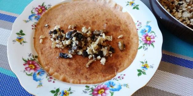 блинчики, фаршированные щукой и вешенками