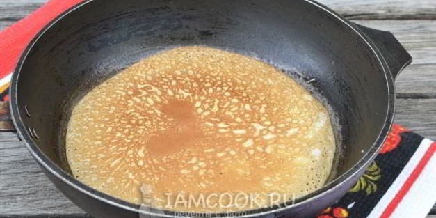 блинчики с клубникой