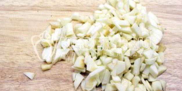 блинчики с яблоками и корицей