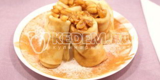 блинчики с яблоками и корицей