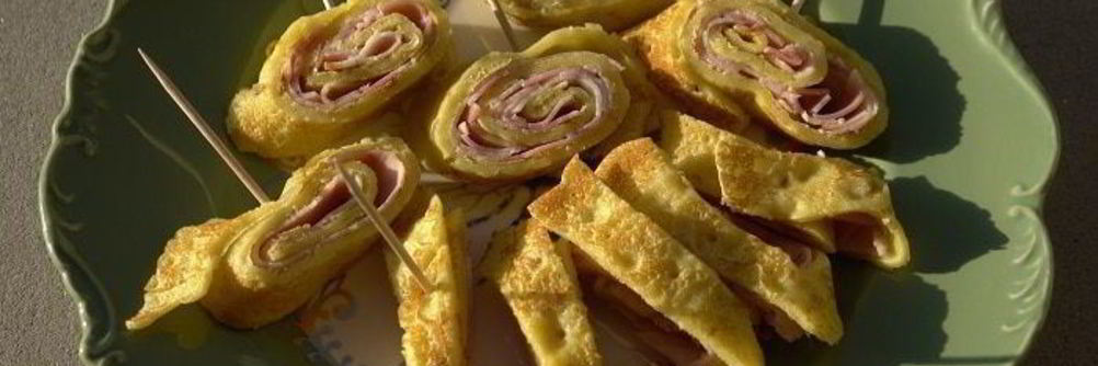 Блины с луком и сыром