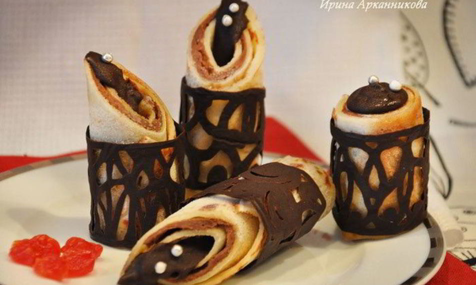 Рецепт блины с молочной начинкой в шоколадных кольцах