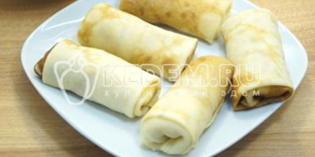 блины с творогом и сгущенкой