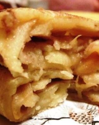 Блины с яблоками