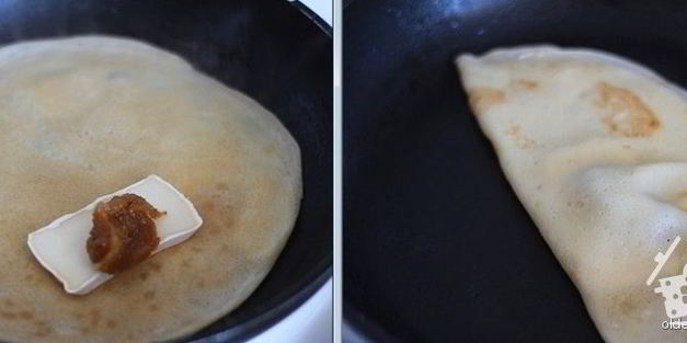 французские блинчики с камамбером и инжирной горчицей