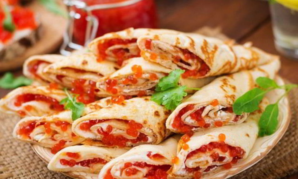 Рецепт нежные блины с творожным сыром и икрой