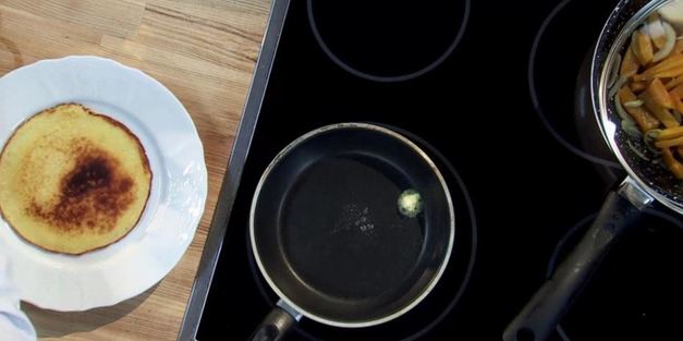 панкейк с бананово-творожной начинкой