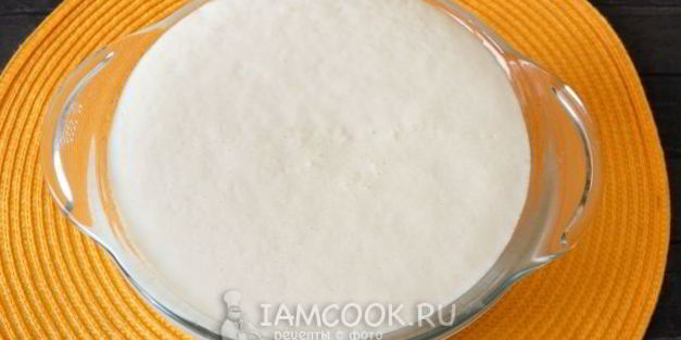 постные блинчики с начинкой из яблок с изюмом