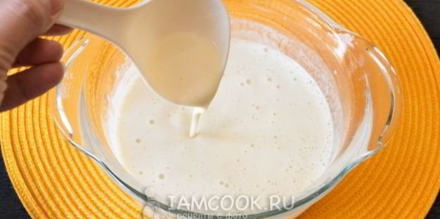 постные блинчики с начинкой из яблок с изюмом