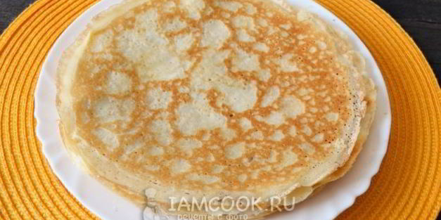 постные блинчики с начинкой из яблок с изюмом