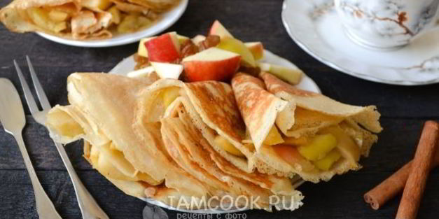 постные блинчики с начинкой из яблок с изюмом