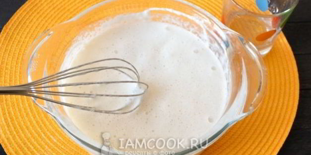 постные блинчики с начинкой из яблок с изюмом