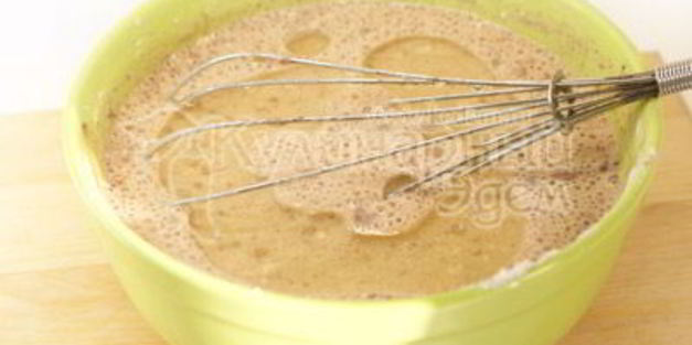 шоколадные блины с творогом и клубникой