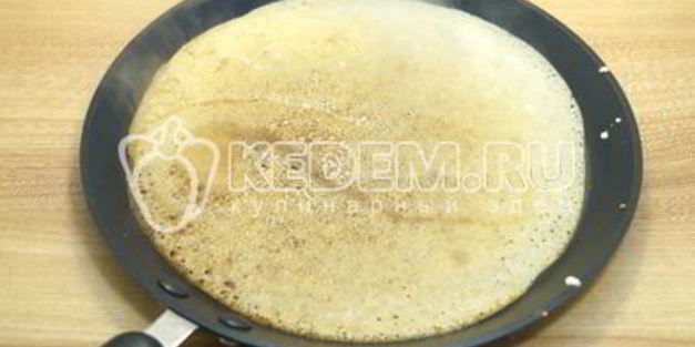 тонкие блины на молоке и кипятке
