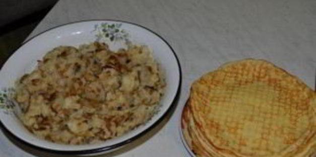 вегетарианские блинчики с картофельной начинкой