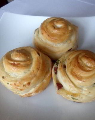 Булочки Аппетитные с сыром и ветчиной