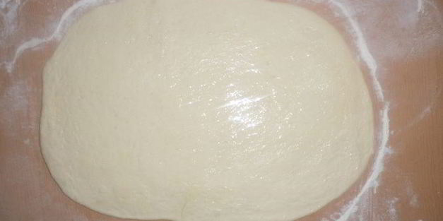 булочки аппетитные с сыром и ветчиной