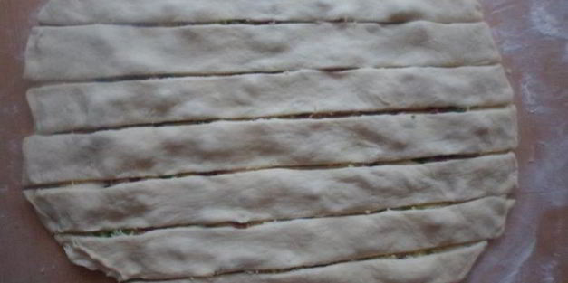 булочки аппетитные с сыром и ветчиной