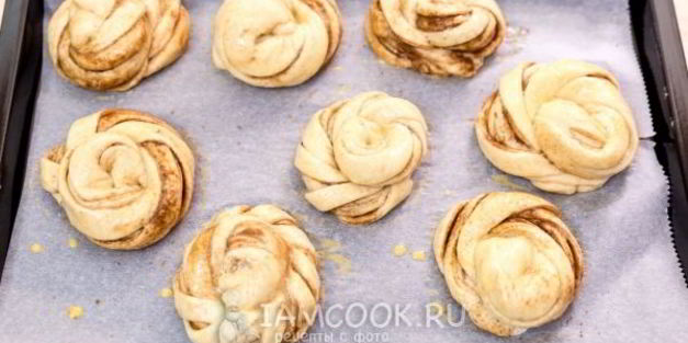 булочки-плетенки с корицей