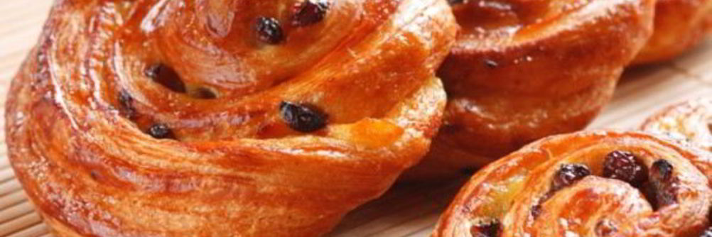 Булочки с изюмом