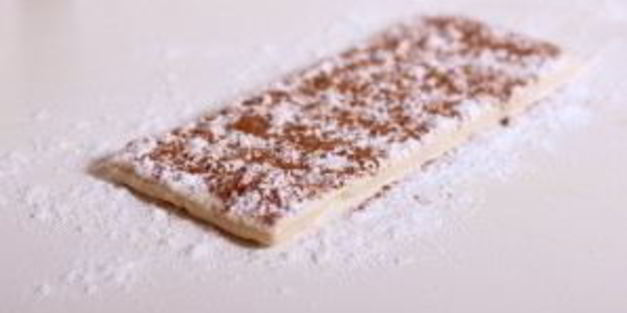 булочки с корицей из готового дрожжевого теста