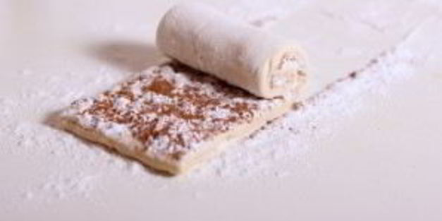 булочки с корицей из готового дрожжевого теста