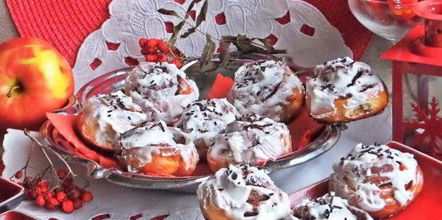 булочки с корицей на сыворотке