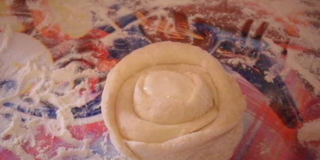 булочки с творогом и изюмом