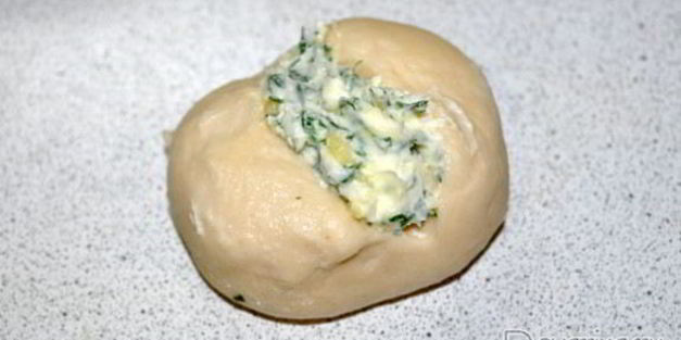 чесночные булочки с кунжутом