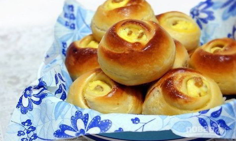 Рецепт дрожжевые булочки-рулетики с творогом