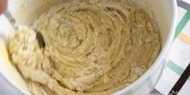 дрожжевые булочки-рулетики с творогом