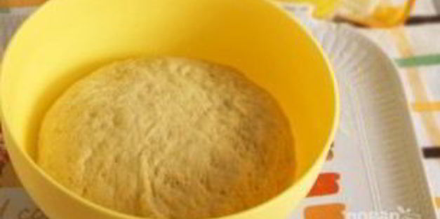 дрожжевые булочки-рулетики с творогом