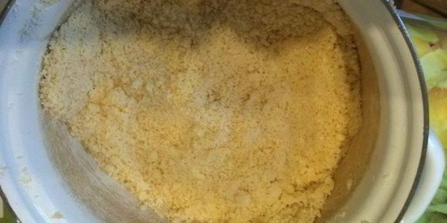 королевская малиновая ватрушка в мультиварке