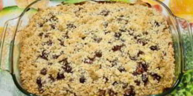 королевская ватрушка с творогом и ягодами