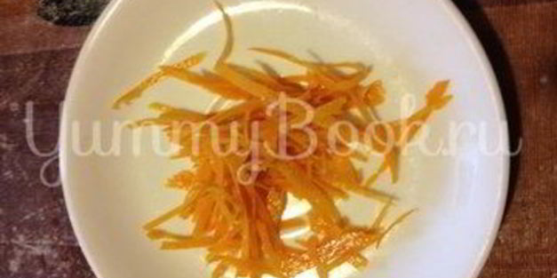 круассаны с шоколадом и апельсиновой цедрой