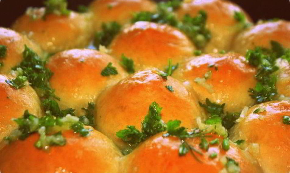 Рецепт нежные чесночные пампушки