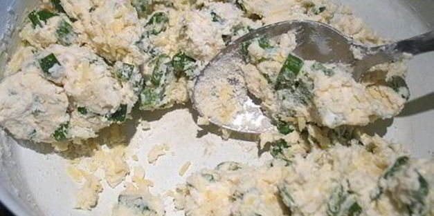 сырные булочки с яйцом