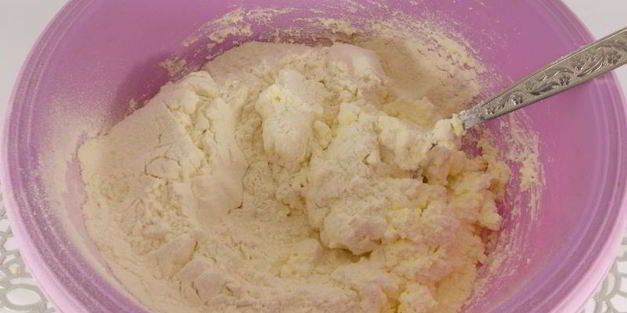 творожные булочки со сгущенкой