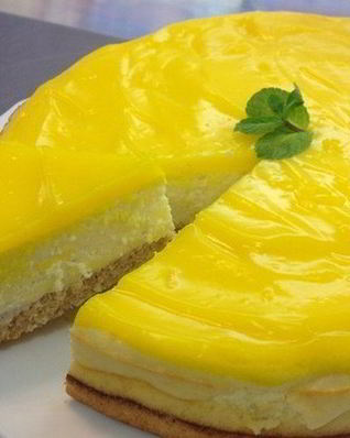 Чизкейк Нью-Йорк с лимонным топпингом