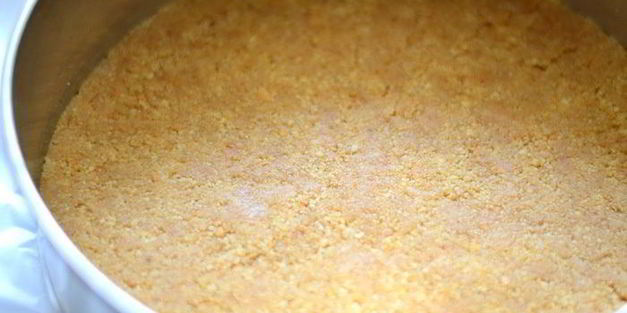 чизкейк с белым вином и виноградом