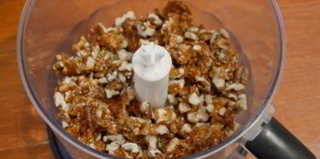 чизкейк с пралине из грецких орехов