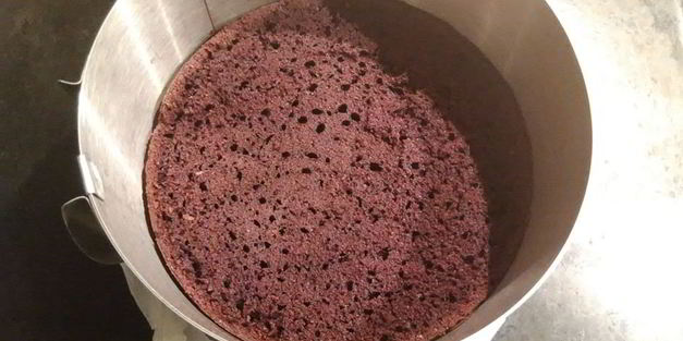 чизкейк с шоколадным бисквитом