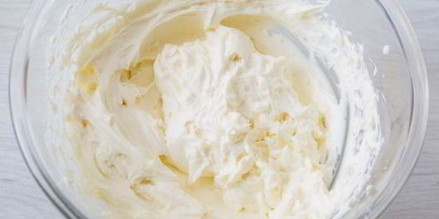 холодный клубничный чизкейк