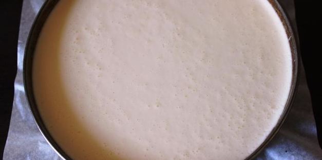 маковый чизкейк под лимонно-сметанным топпингом