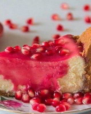 Нежный гранатовый чизкейк