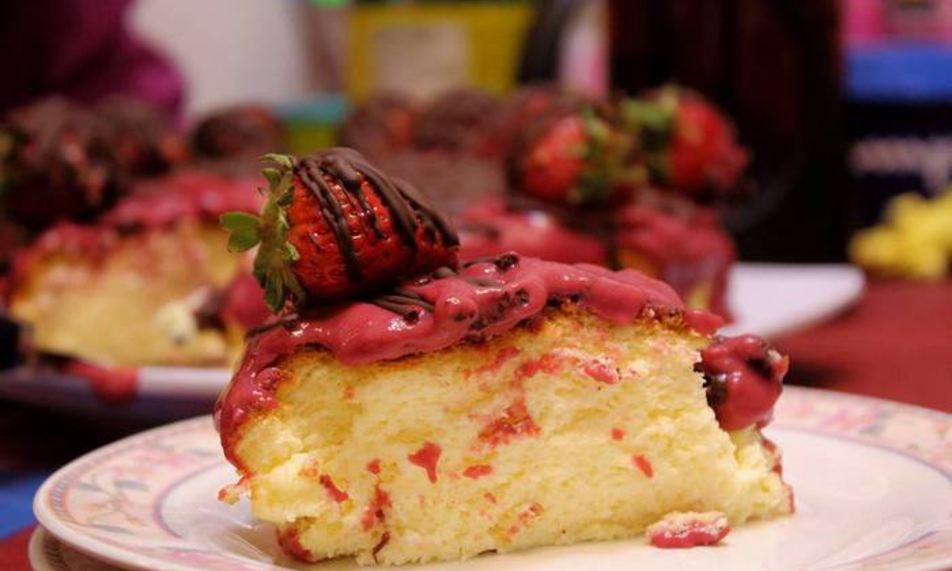 Рецепт японский хлопковый чизкейк с малиновым курдом