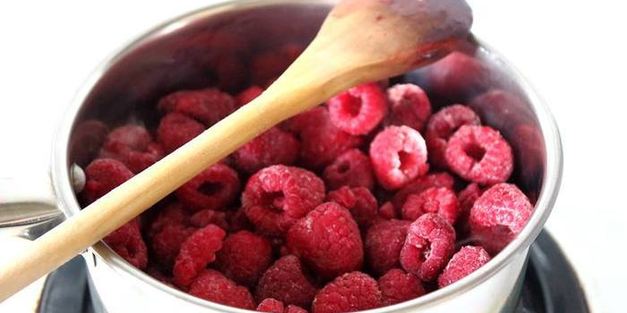 японский хлопковый чизкейк с малиновым курдом