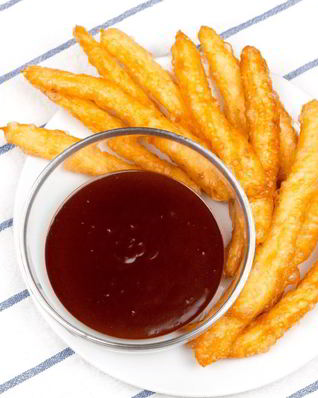 Чурросы с шоколадно-кофейным соусом