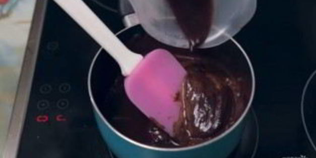 чурросы с шоколадно-кофейным соусом